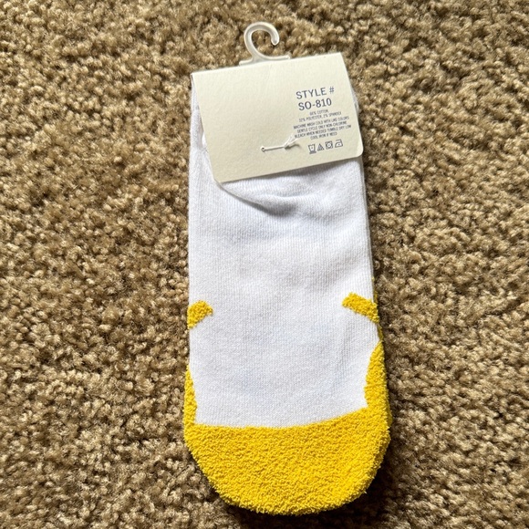 NWT- Zenana “Hello Sunrise” Yellow and White Ankle Socks - Picture 2 of 3